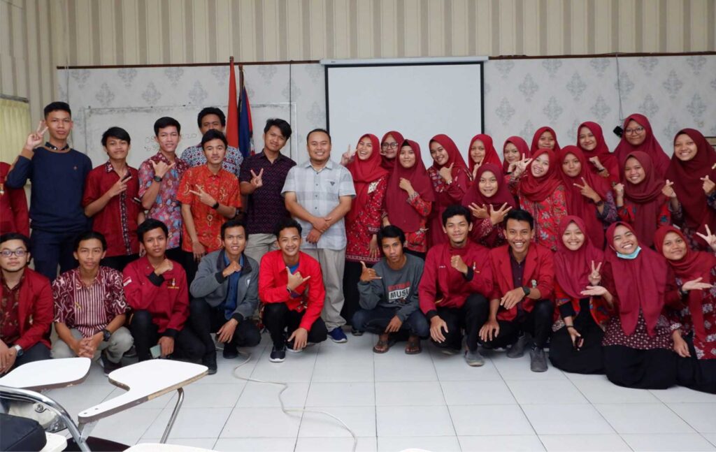 Nge-Desain Bareng IMM Sabits UMP